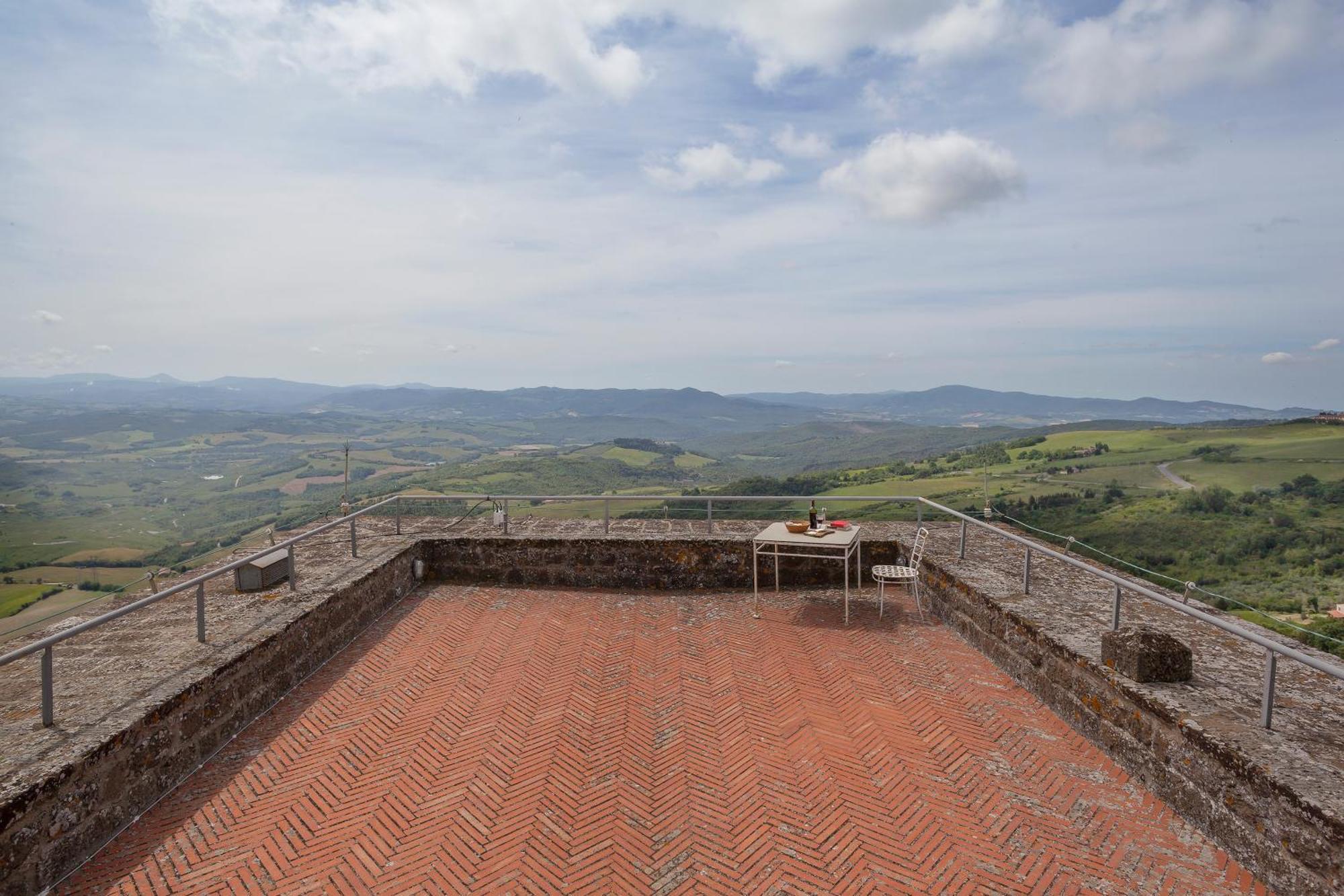 Torre Dei Belforti Montecatini Val di Cecina Extérieur photo